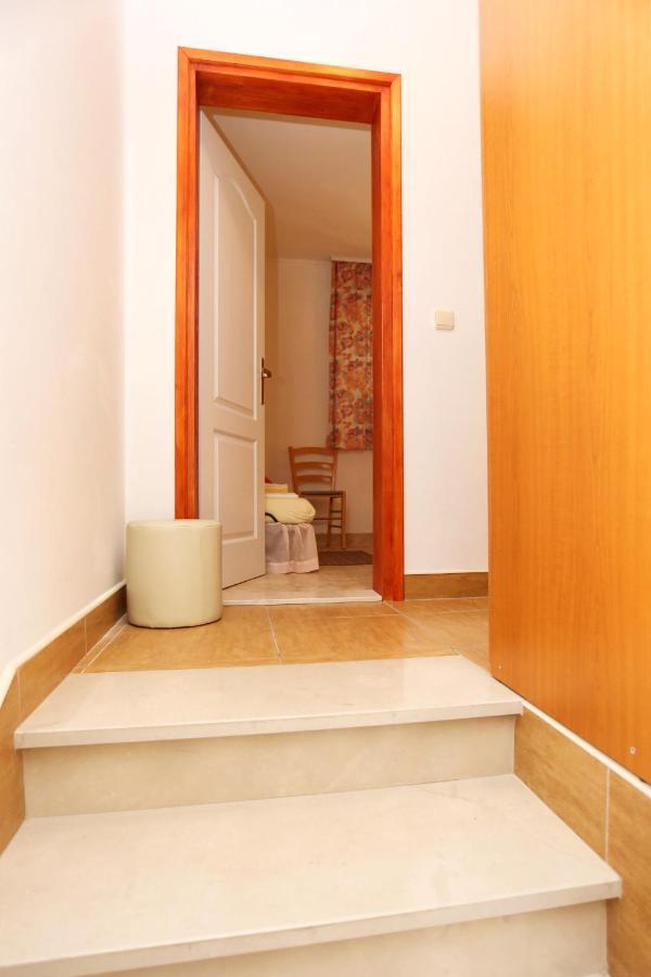 Apartment Zuljana 10233b Exterior foto